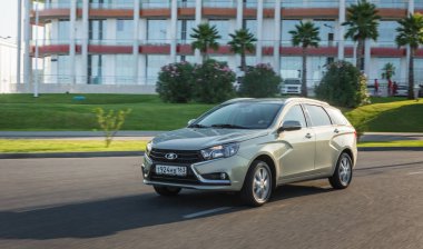 Yeni Lada Vesta Sw ve Swc - Sport Wagon çapraz tanıtımı