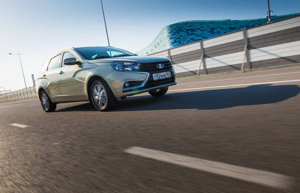 Παρουσίαση νέου Lada Vesta Sw και Swc - Sport βαγόνι Σταυρός — Φωτογραφία Αρχείου