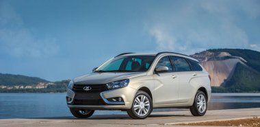 Yeni Lada Vesta Sw ve Swc - Sport Wagon çapraz tanıtımı