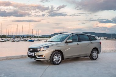 Yeni Lada Vesta Sw ve Swc - Sport Wagon çapraz tanıtımı