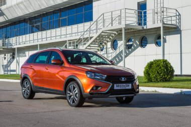 Yeni Lada Vesta Sw ve Swc - Sport Wagon çapraz tanıtımı