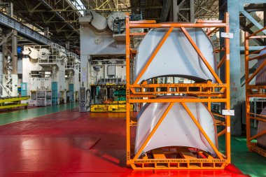 Üretim Atölyesi yeni Lada Vesta Sw Sport Wagon çapraz araba otomobil bitki damgalama