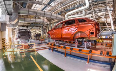 Yeni Lada Vesta Sw çapraz araba vücut boyama