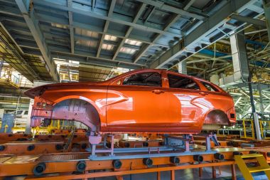 Yeni Lada Vesta Sw çapraz araba vücut boyama