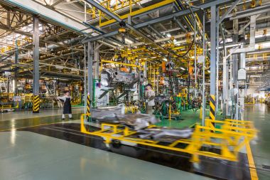 Yeni araba Lada Vesta Sport Wagon çapraz kaynak üretimi