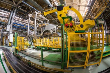 Yeni araba Lada Vesta Sport Wagon çapraz kaynak üretimi