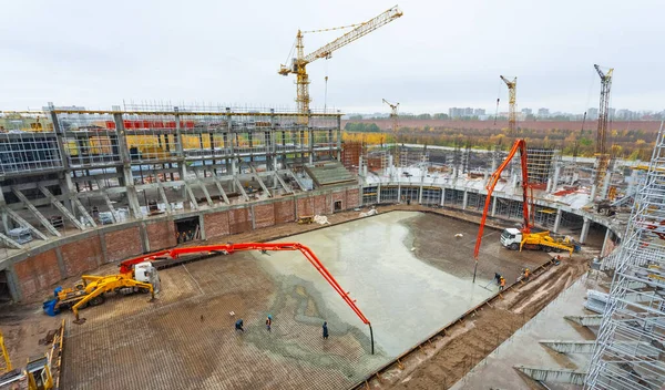 Togliatti Samara Oblast Rusko Října 2011 Panorama Staveniště Betonové Čerpadlo — Stock fotografie