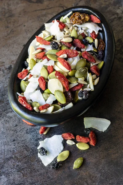 Raw Organic Paleo Trail Mix — Stock Photo, Image