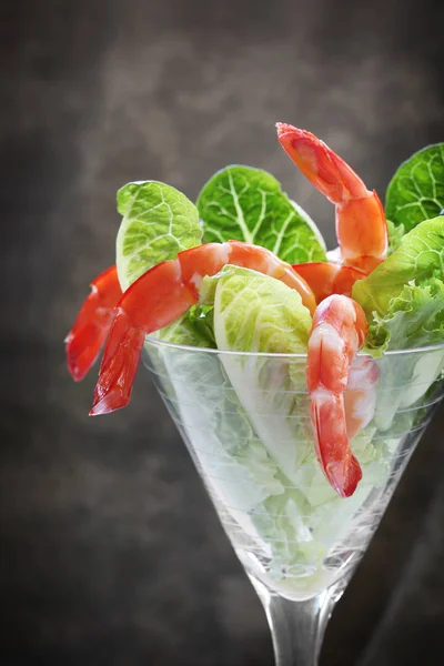 Shrimp Cocktail with Cos Lettuce — Stock Photo, Image