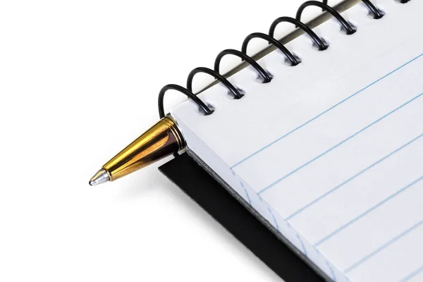 Σπιράλ Σημειωματάριο Χρυσό Στυλό Πάνω Από Λευκό Κλείσιμο Προβολής — Φωτογραφία Αρχείου