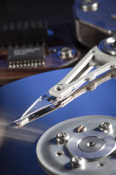 The part of the hard disk with the reading head — Stock Photo, Image