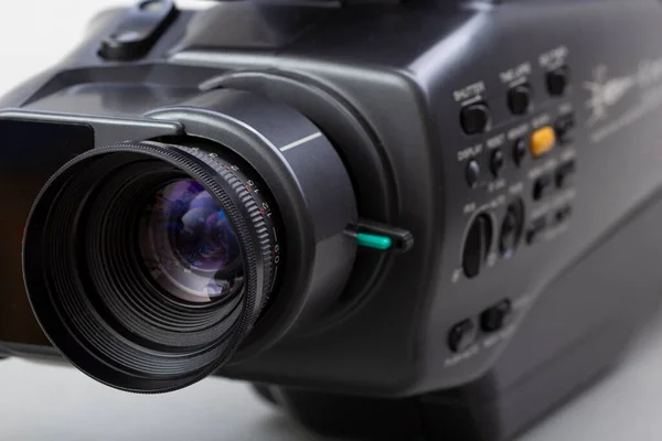 Videokamera Mikrofonem Izolovaným Bílém Pojetí Technologie Zábavy Retro Kamera — Stock fotografie
