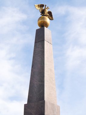 Stella bir kartal ile