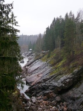 kayalık sahil Nehri