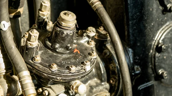 Old Soviet Aircraft Engine Gears Carburetor — Stock Photo, Image