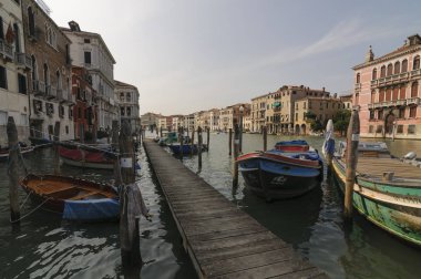 İskele ve Venedik, Veneto, İtalya, Avrupa'nın büyük kanal gemilerde