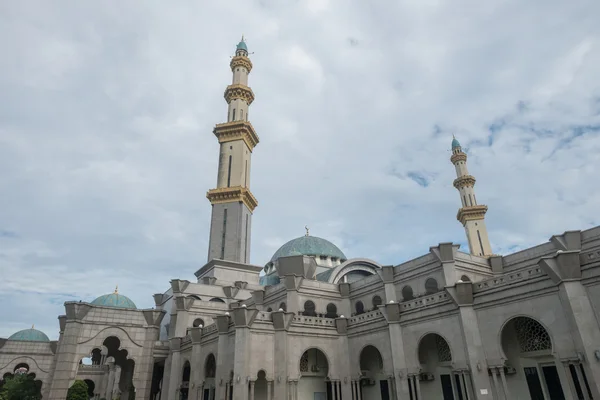 Мечеть Федеральной территории, Куала-Лумпур, Малайзия — стоковое фото