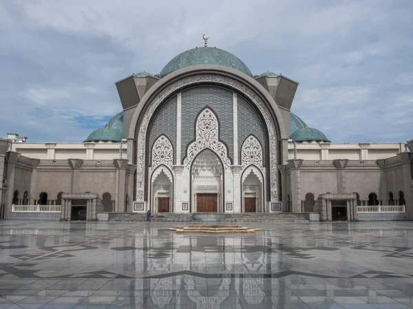 Мечеть Федеральной территории, Куала-Лумпур, Малайзия — стоковое фото