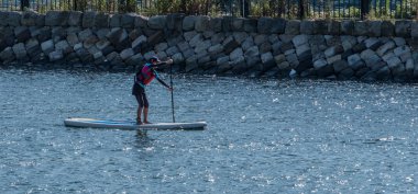 Adam kürek yatılı