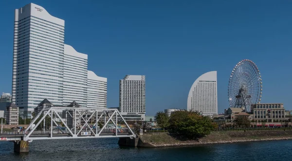 现代建筑在港区港未来 21 — 图库照片