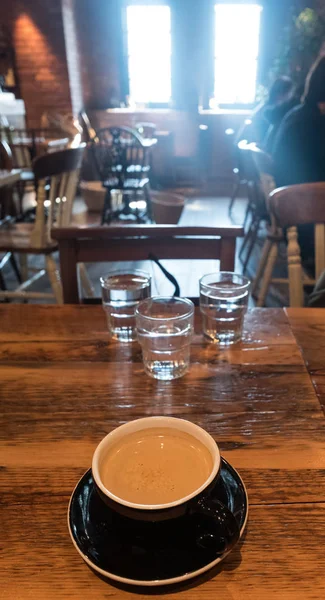 Taza llena de café — Foto de Stock