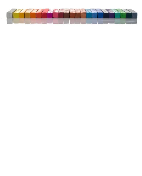 Verschiedene Farben von Kreidestiften — Stockfoto