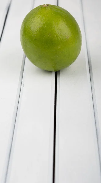 Färsk lime frukt — Stockfoto
