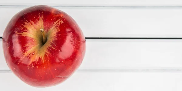빨간 사과 열매 — 스톡 사진