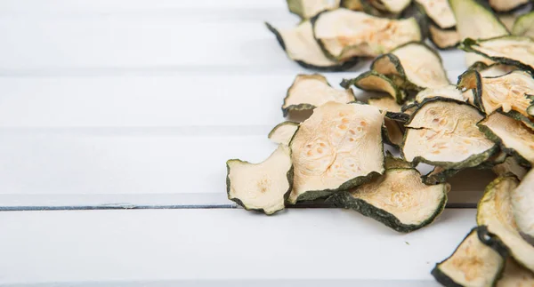 Courgettes séchées en bois — Photo