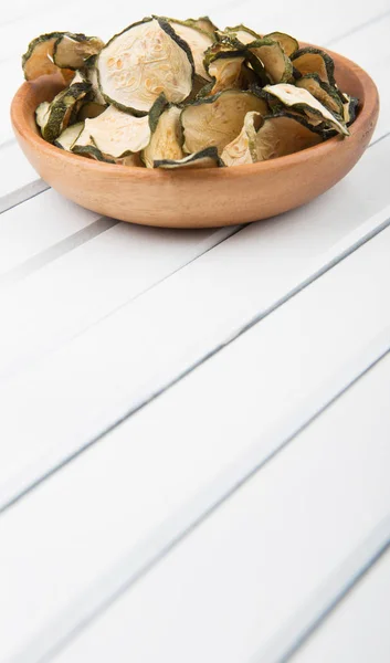 Courgettes séchées dans un bol — Photo