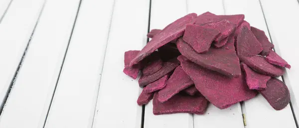 Beet Root Chips — Stock Photo, Image