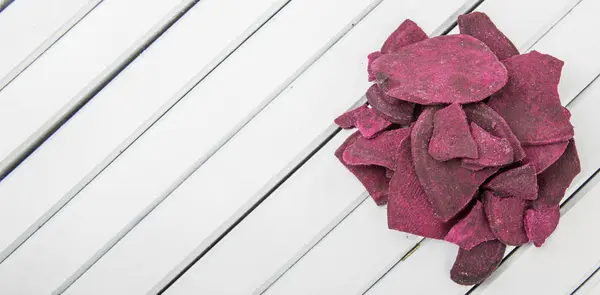 Beet Root Chips — Stock Photo, Image