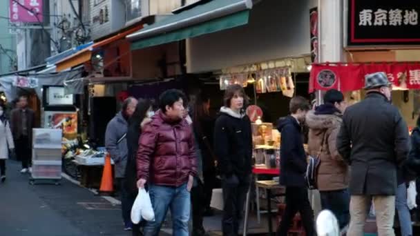 Visitors People Mingling Walking Morning Scene Tsukiji Outer Market Tokyo — Stock Video