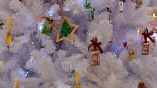 Χριστουγεννιάτικη Διακόσμηση Στο Γατάκι Παζ Εμπορικό Συγκρότημα — Αρχείο Βίντεο