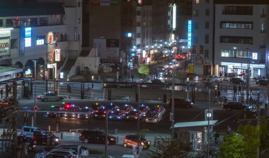 Matsumoto şehrin sokaklarında gece, Japonya