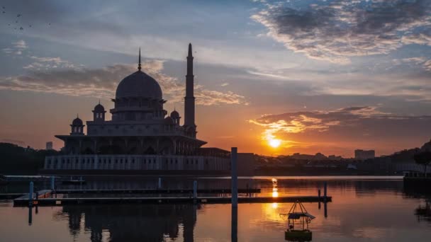 Мечеть Путра Озері Ввечері Путраджая Малайзія — стокове відео