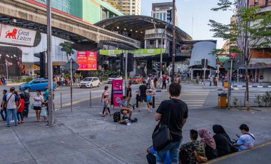 Barselona şehrinin caddesi