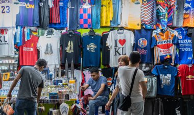 Hoi şehrinde bir Vietnam sokağı.