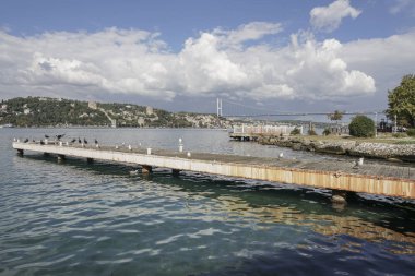 Anadolu Yakası İstanbul 'un T Rumeli Hisarı ve köprü görünümü