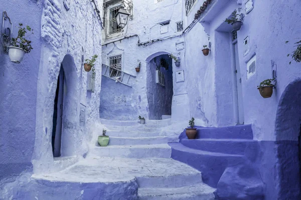 Chefchaouen que es la famosa ciudad azul de Marruecos . — Foto de Stock