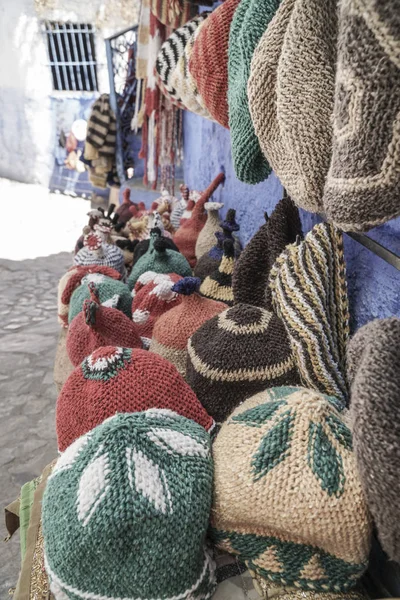 Chapéus coloridos de malha — Fotografia de Stock