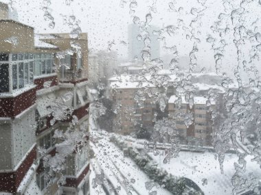 penceresinde street kar altında karşı buz