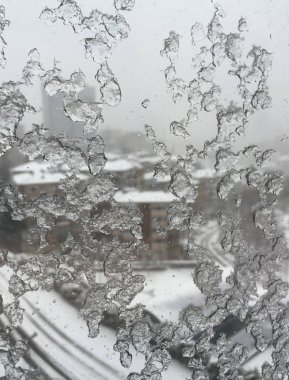 penceresinde street kar altında karşı buz