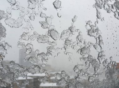 penceresinde street kar altında karşı buz