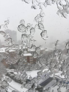 penceresinde street kar altında karşı buz