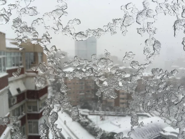 penceresinde street kar altında karşı buz