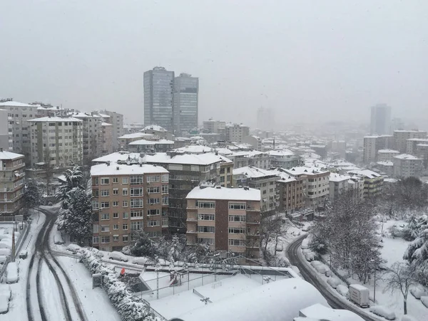 Una Ciudad Bajo Nieve Invierno — Foto de Stock