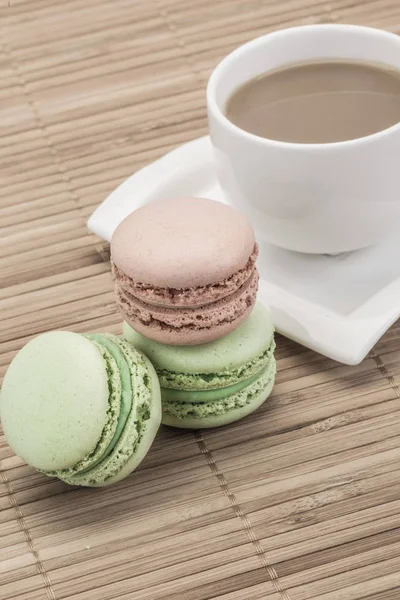 Cup Coffee Macaroons Wooden Table — Stock Photo, Image