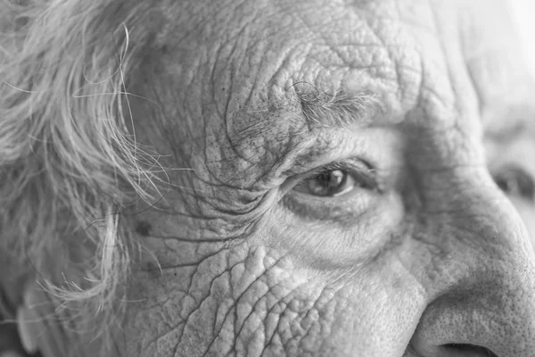Zbliżenie twarzy starszy osoby — Zdjęcie stockowe