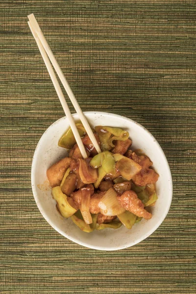 Closeup Bowl Sweet Sour Chicken Table — Stock Photo, Image